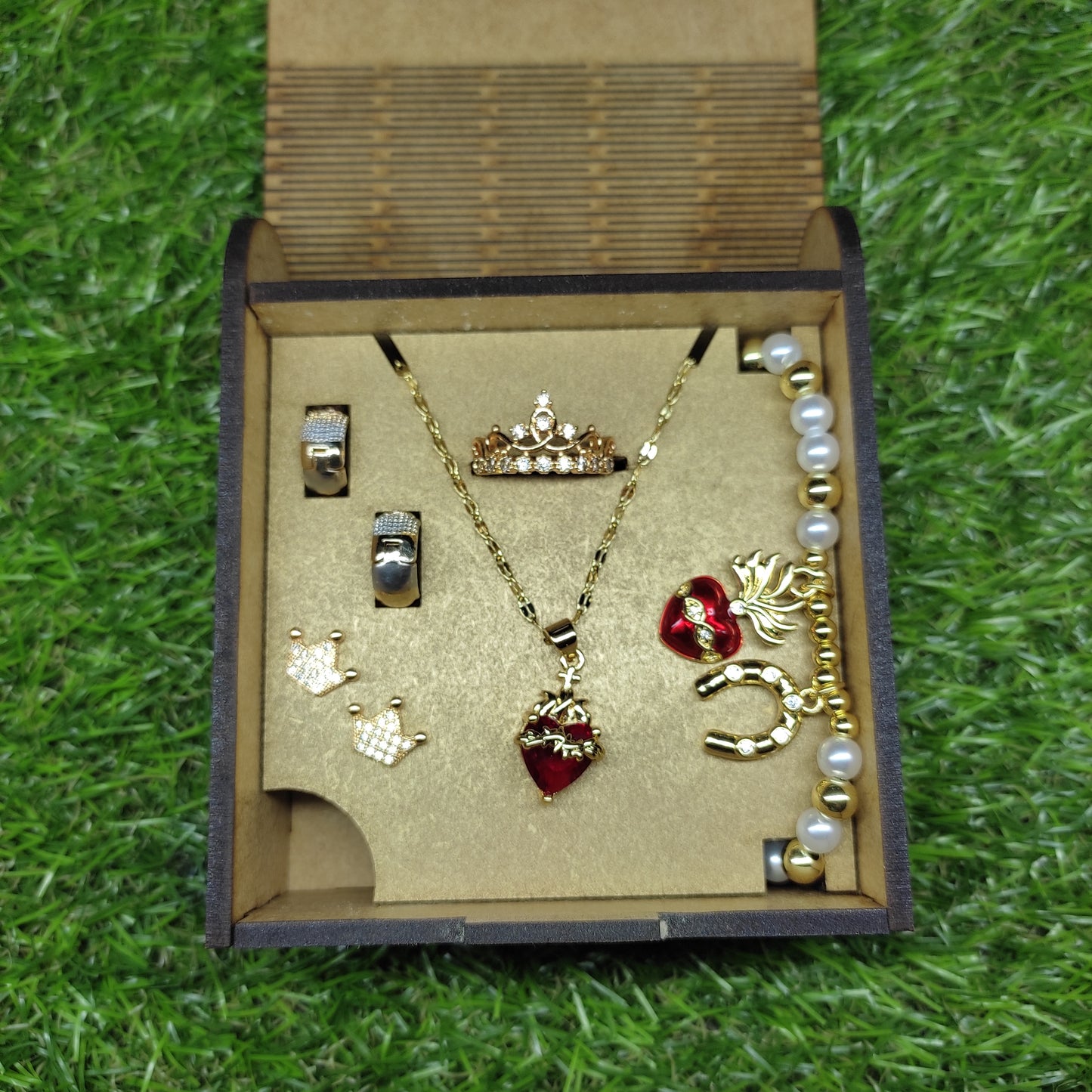 Set Joyero - Realeza Divina