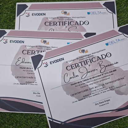 Certificados en cartulina de hilo full color
